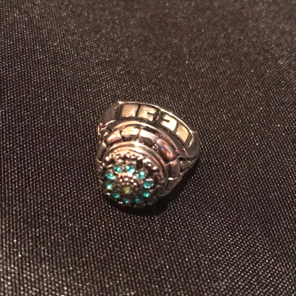 Magnolia and Vine Mini Snap ring